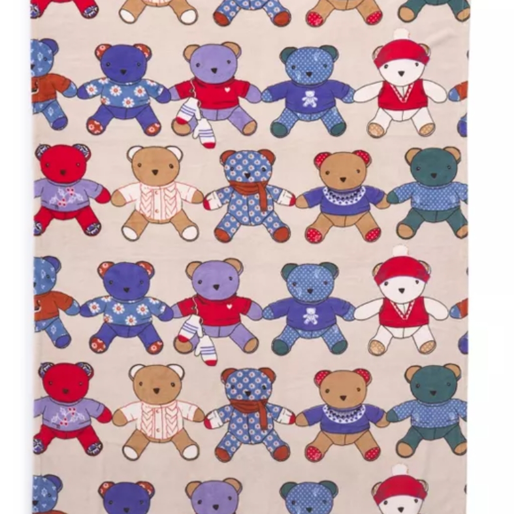 Vera Bradley Toasty Teddies Pumice Stone Fleece Throw, 50"W X 80"H, Brand New!